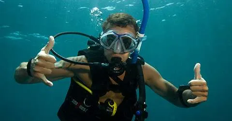 Become a PADI Pro Instructor Divemaster Courses