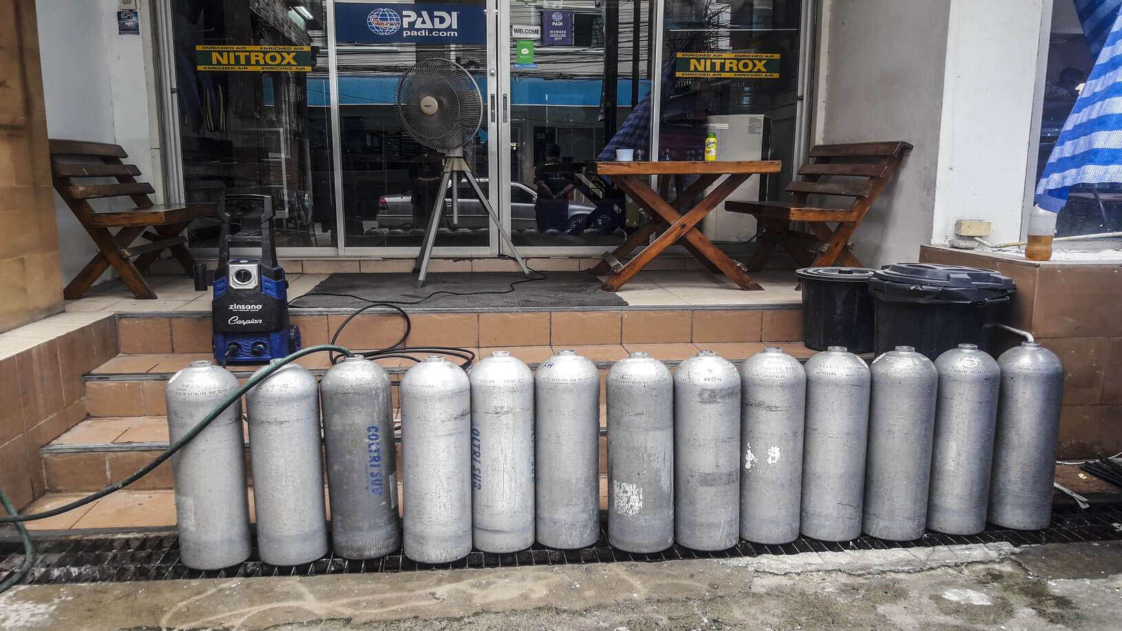 Dive tank Equipment Work