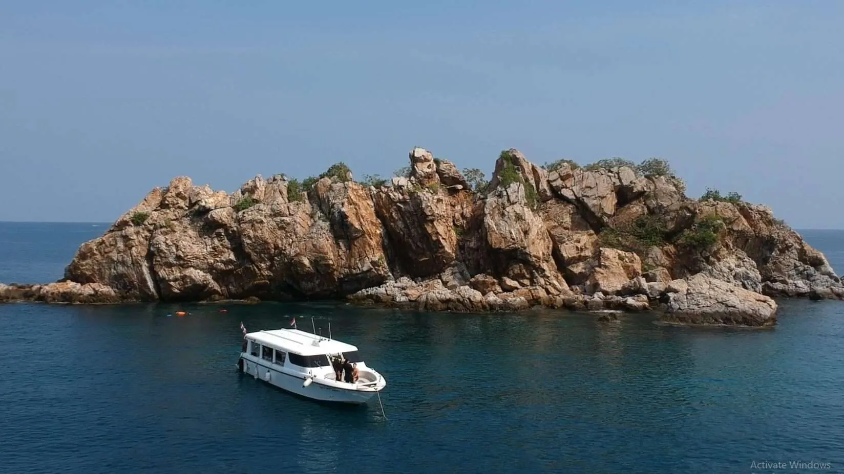 Dive boat trips in Pattaya Scuba Dive trips in Pattaya