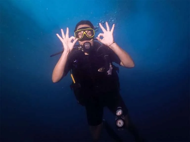 PADI Open water diving course Pattaya Thailand